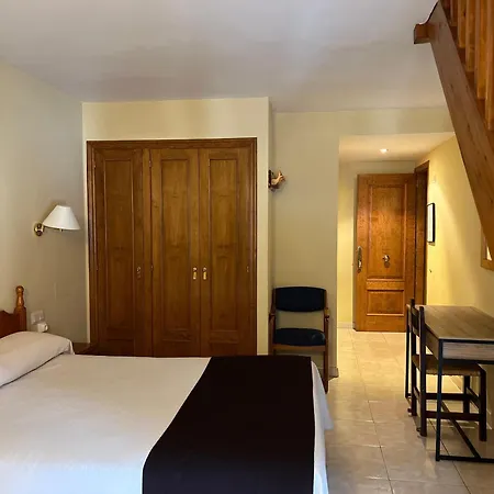 Hotel Joan Canejan-3